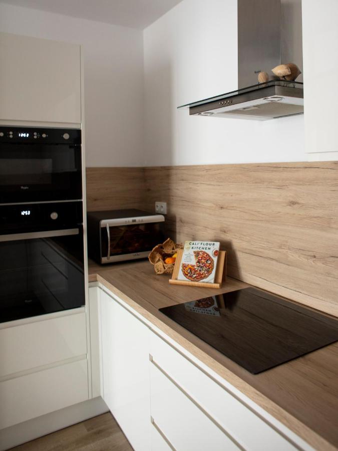 Central Point By Zoom Apartments Bratislava Exterior foto